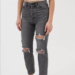 NWT BDG High-Waisted Slim Straight Jean
